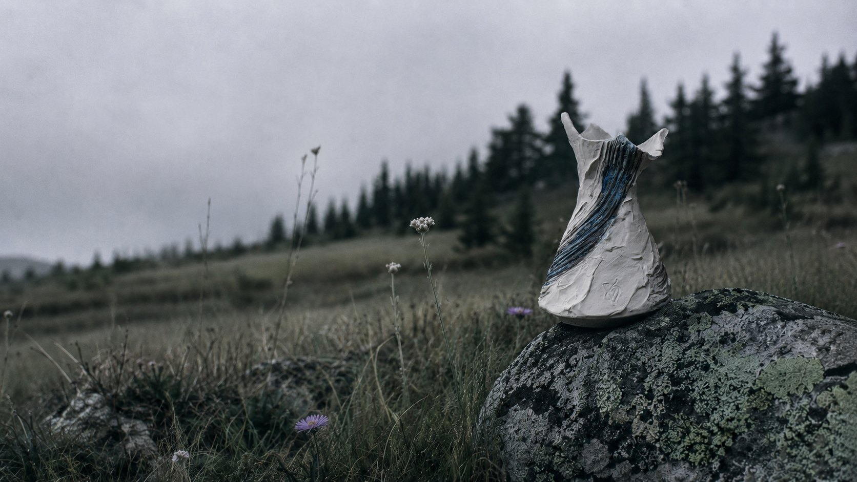A Valdaire vessel standing in an alpine meadow