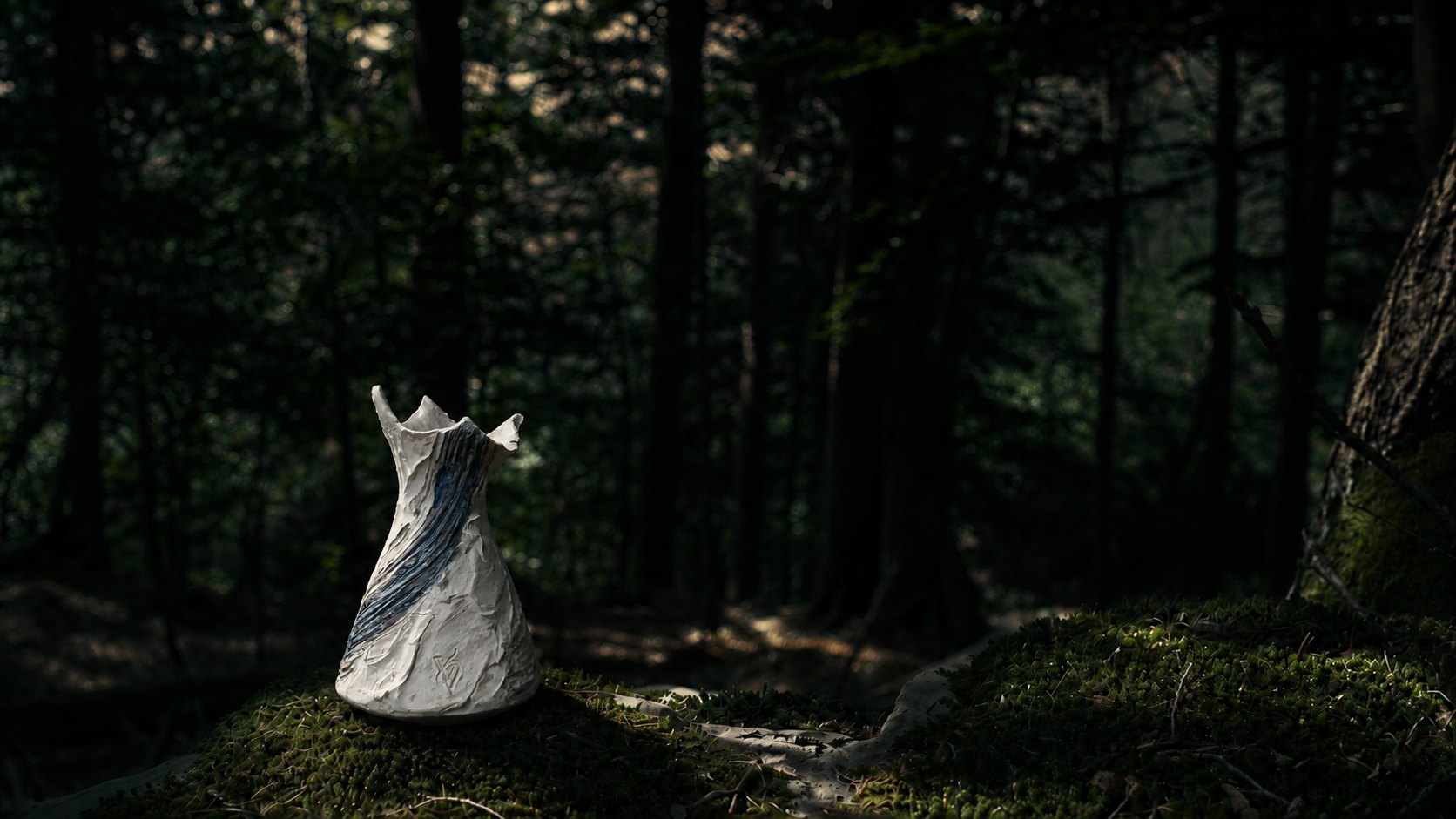A Valdaire diffuser in deep forest shade